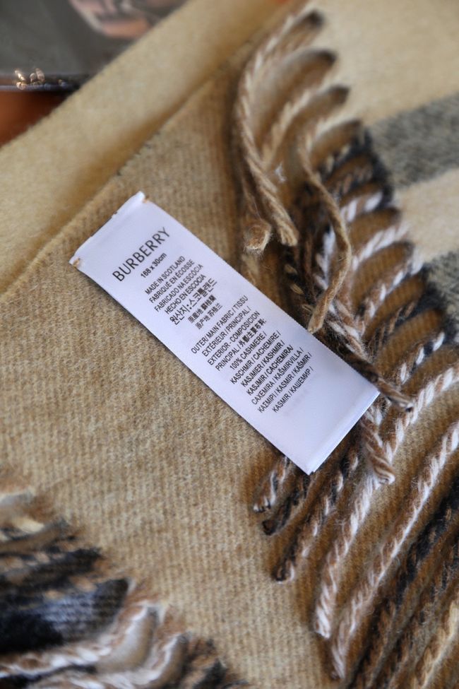 Burberry cashmere scarf BU0031-1
