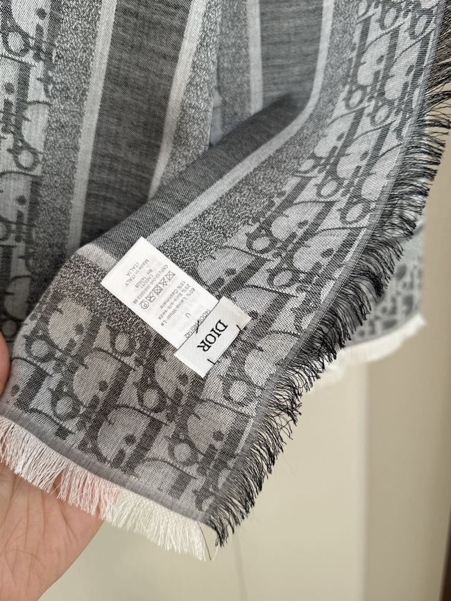 Dior Oblique Shawl Wool and Silk Jacquard I1058-3