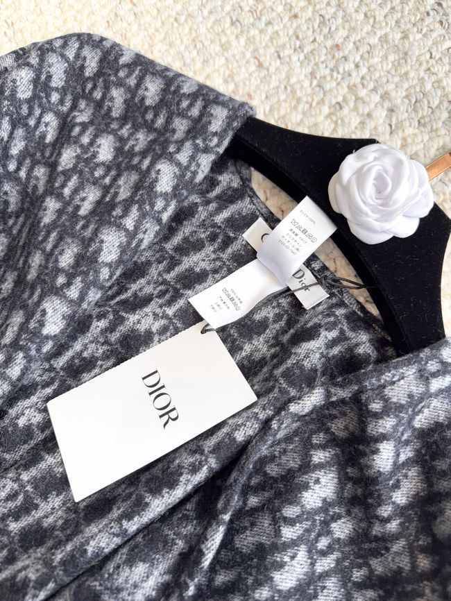 Dior Oblique Cashmere I1059