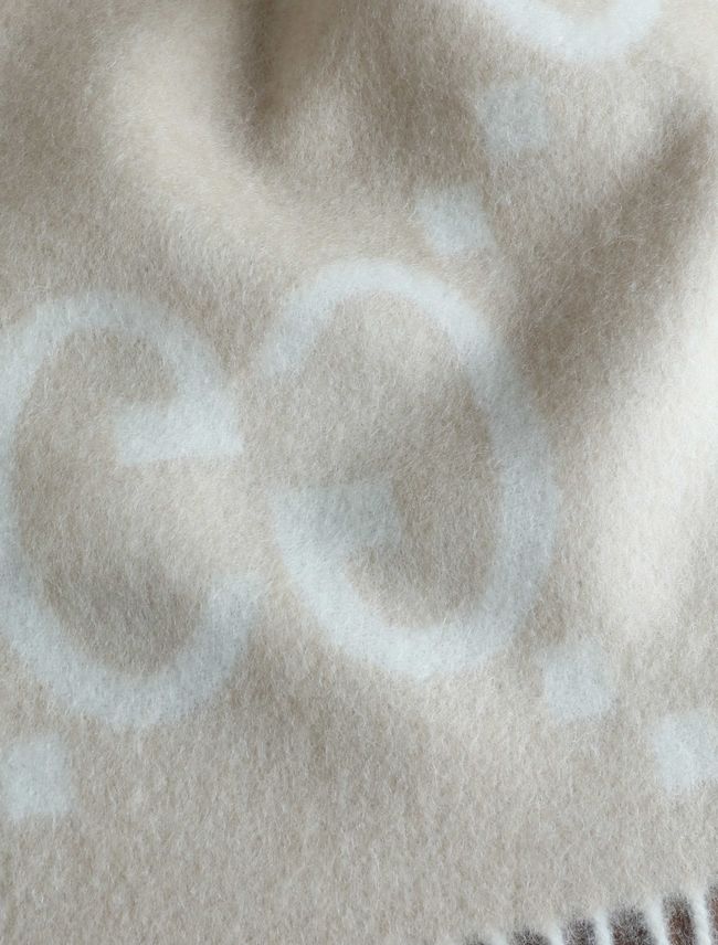 Gucci Reversible Cashmere scarf A006HK-2
