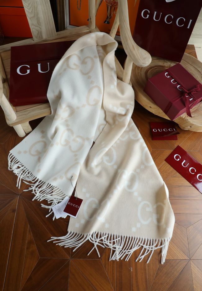 Gucci Reversible Cashmere scarf A006HK-2