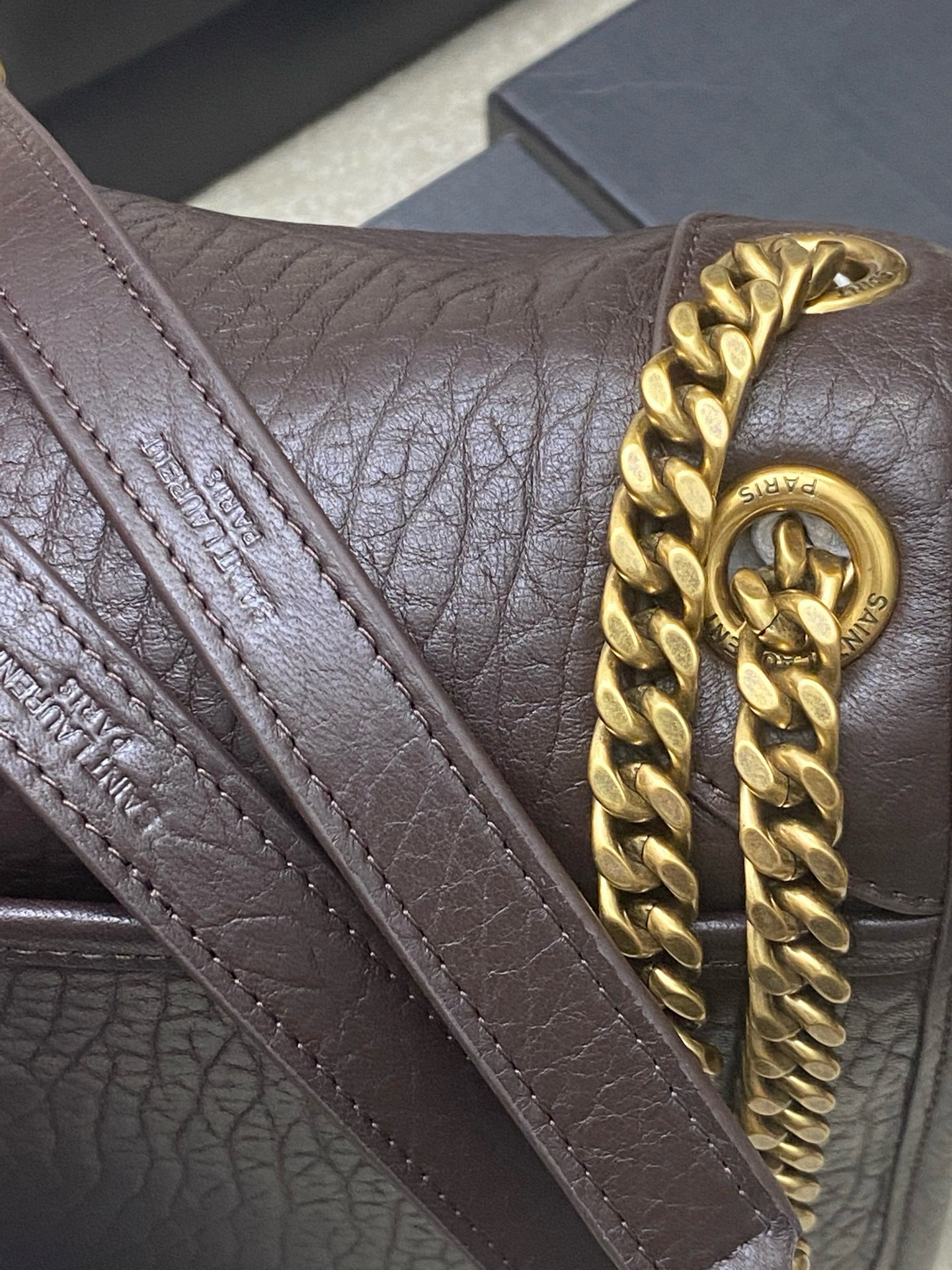 Saint Laurent NIKI MEDIUM IN GRAINED LAMBSKIN 633178 coffee red