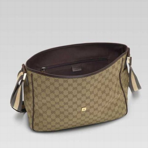Gucci Medium Messenger Bag 233052 in verde militare