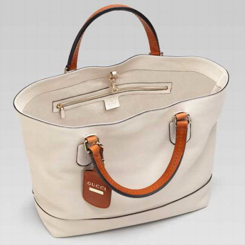 Madison Gucci Outlet Medium Tote 257.049 in Off-White