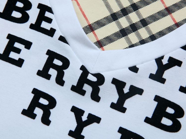 Nuovo Burberry Polo uomo 17