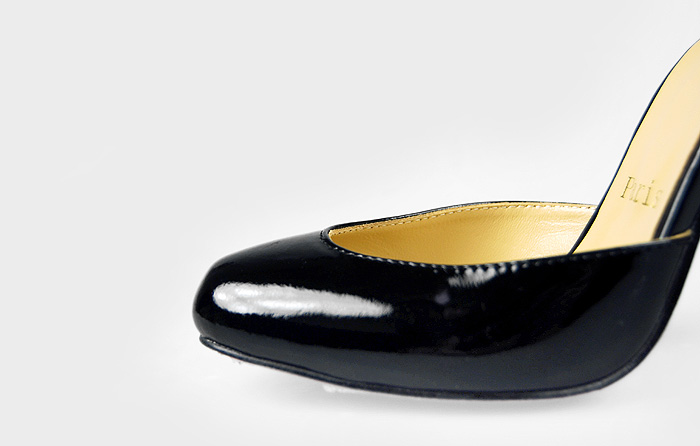Christian Louboutin Red Sole Shoes Ankle Strap Pumps Black
