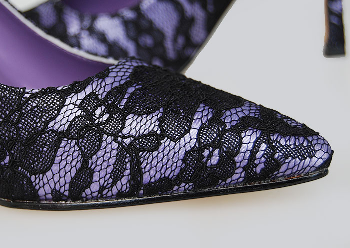 Manolo Blahnik BB Satin Lace Pump