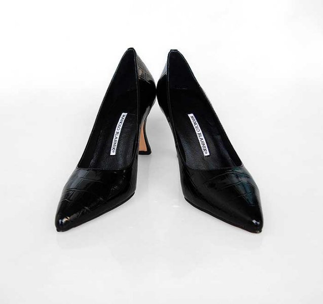 Manolo Blahnik Black patent Leather Pump