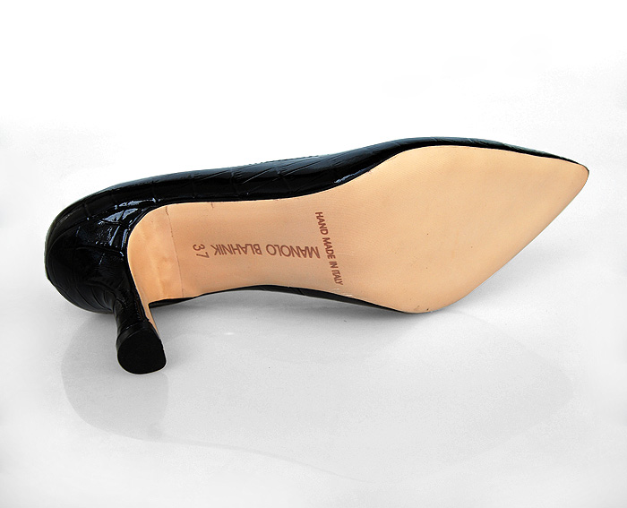 Manolo Blahnik Black patent Leather Pump