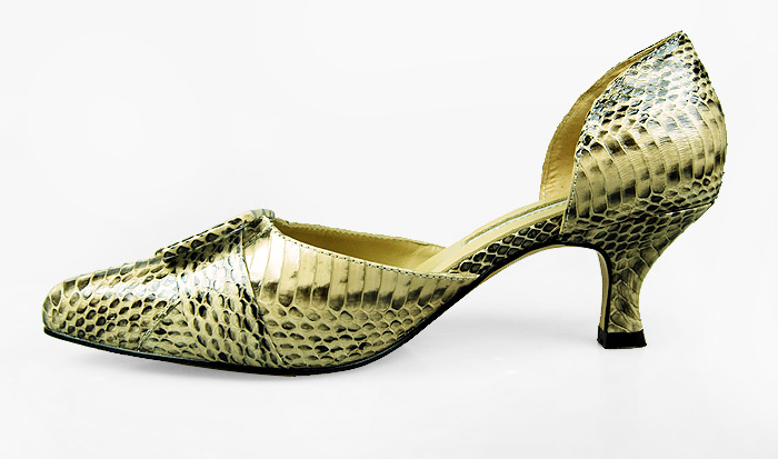 Manolo Blahnik Buckle snakeskin leather golden