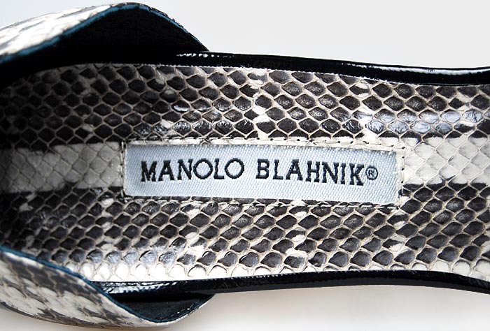 Manolo Blahnik Fashion Snake Sandals Black and white