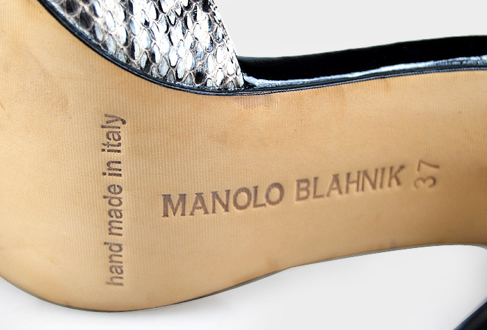 Manolo Blahnik Fashion Snake Sandals Black and white