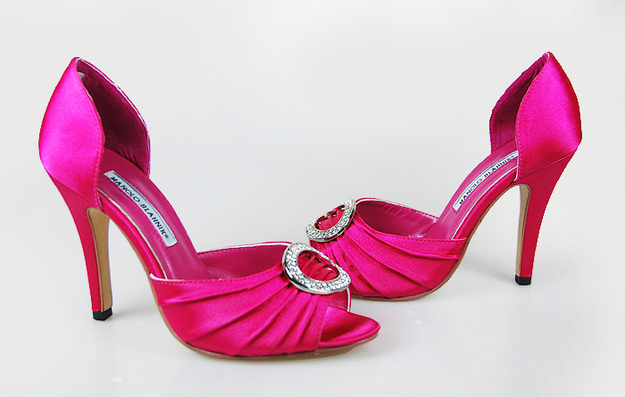 Manolo Blahnik Fashion Spring-Summer Sandals Peach with crystals