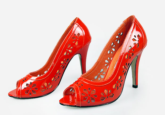 Manolo Blahnik Floral cut-out pumps red