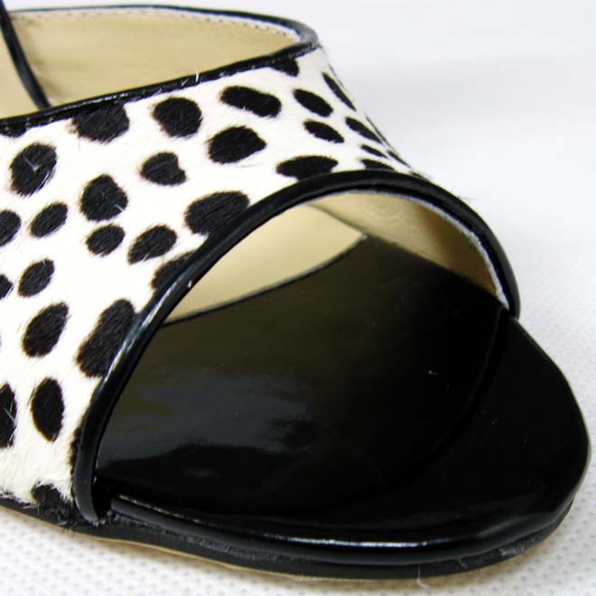 Manolo Blahnik Leopard spot midheaven pumps