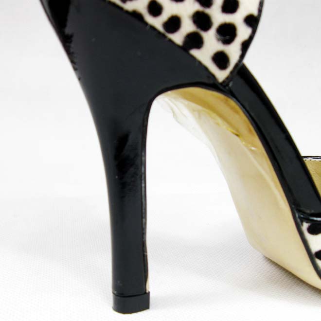 Manolo Blahnik Leopard spot midheaven pumps