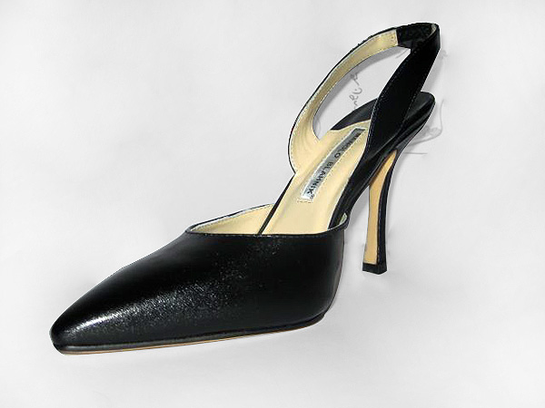 Manolo Blahnik black patent Mary Janes pumps