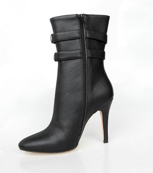 Manolo Blahnik double strap buckled booties black