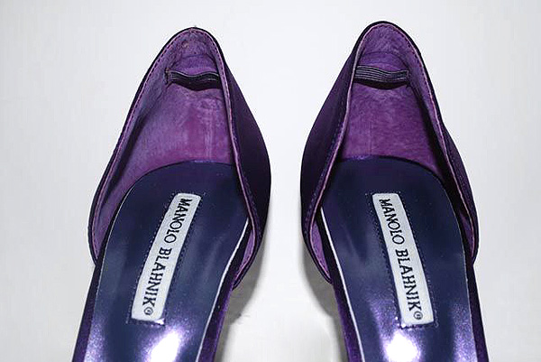 Manolo Blahnik metallic purple dOrsays