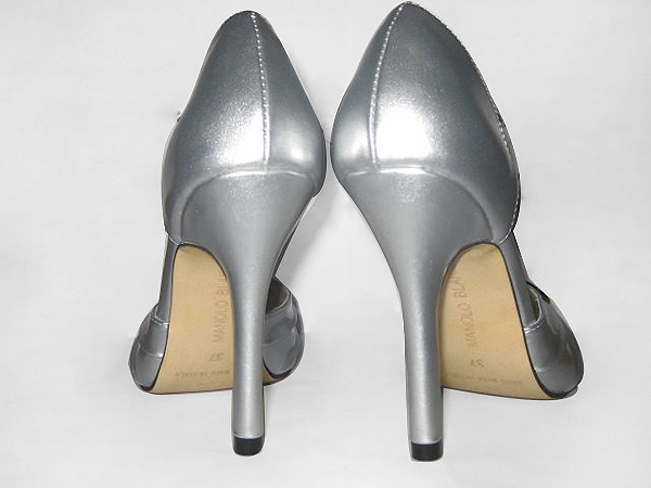 Manolo Blahnik metallic silver dOrsays shoes
