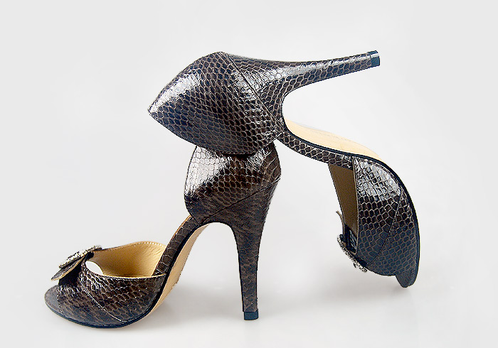 Manolo Blahnik snakeskin pumps brown