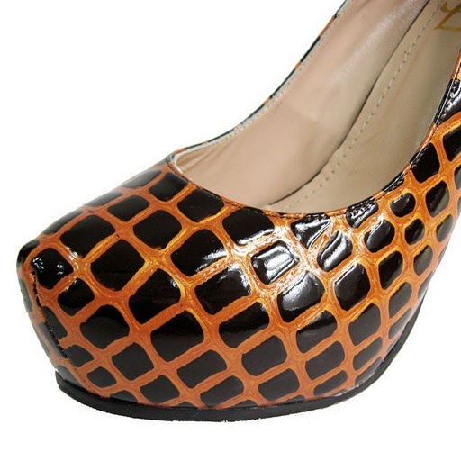 YSL stone veins patent round toe high heel pumps borwn