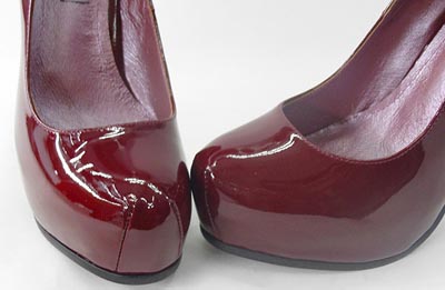 YSL varnish leather round toe pumps red