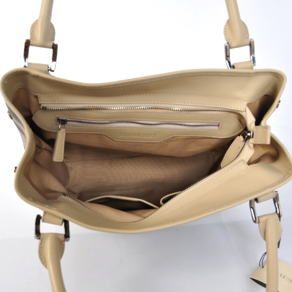 Burberry affumicato Controllare Media Hobo Borsa 36904251