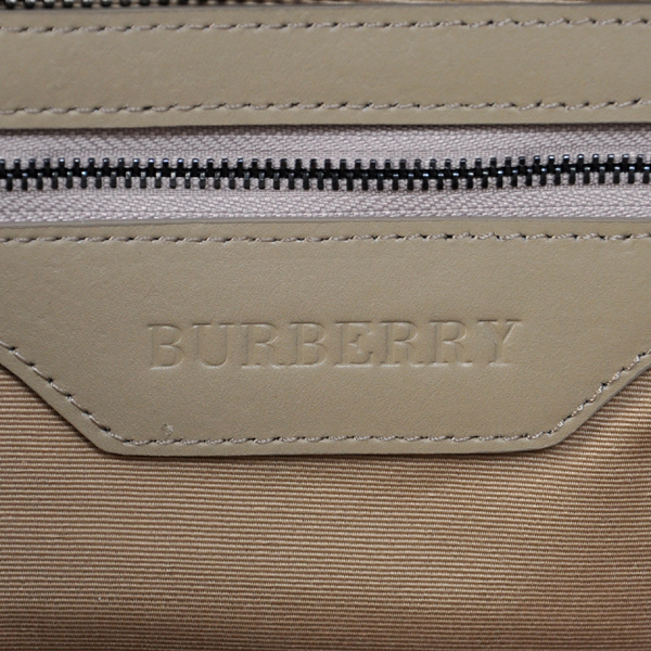 Burberry affumicato Controllare Media Hobo Borsa 36904251