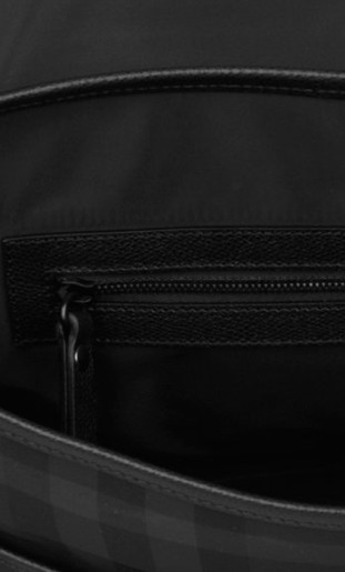 Burberry Media Batti Controllare Nylon Crossbody Borsa 36380761