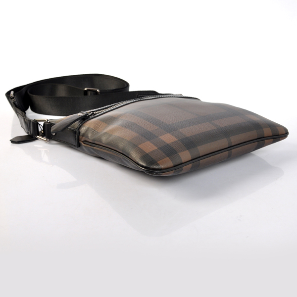Burberry affumicato Controllare Crossbody Borsa 36896391