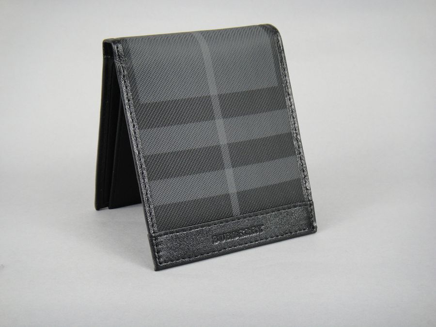 Burberry Brit Controllare pieghevole ID Wallet 35462281