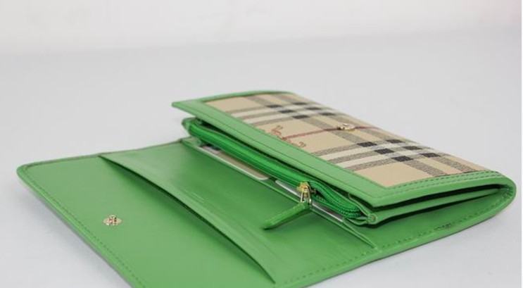 Burberry Grande Nova Check ID Wallet 34635764