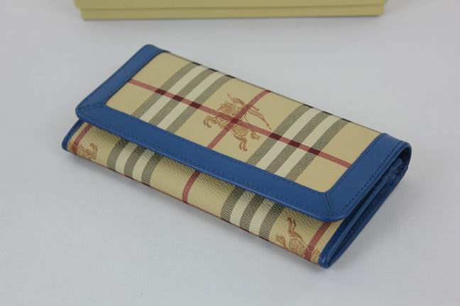 Burberry Grande Nova Check ID Wallet 34635772