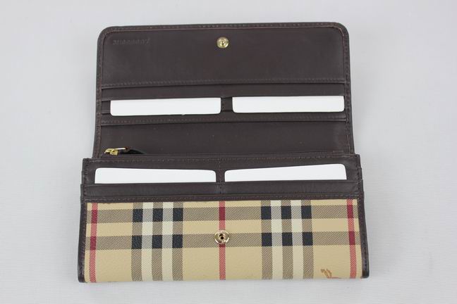 Burberry Grande Nova Check ID Wallet 34635773
