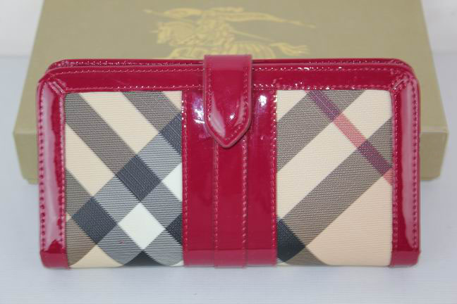 Burberry Grande Nova Check ID Wallet 34635775