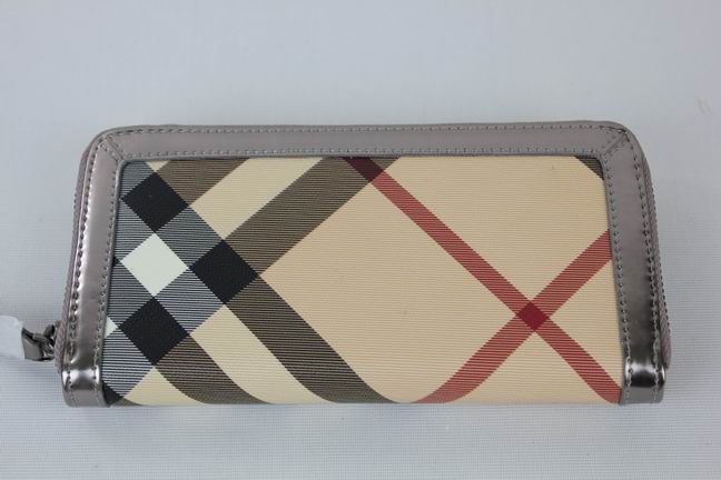 Burberry Grande Nova Check ID Wallet 34635786