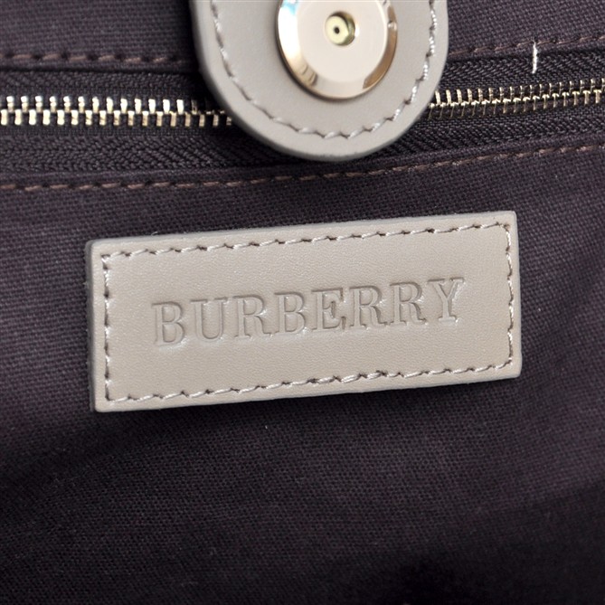 Burberry Piccolo Haymarket Brogue Tote Borsa 37867343
