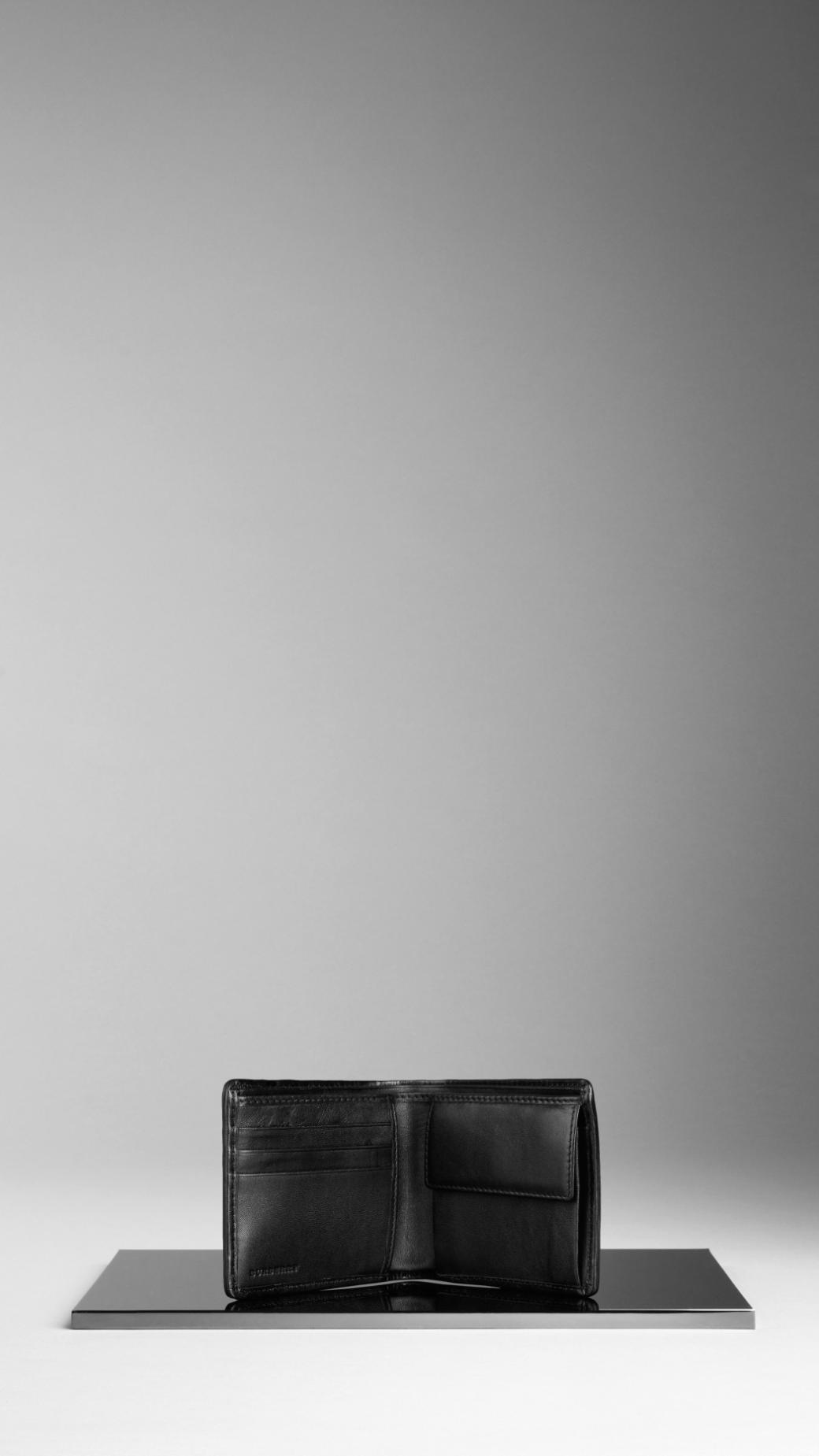 Burberry Brit Controllare Portafoglio pieghevole 35462271