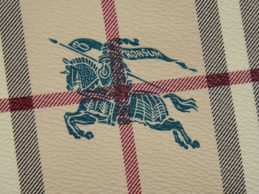 Burberry Grande Haymarket check Wallet 003