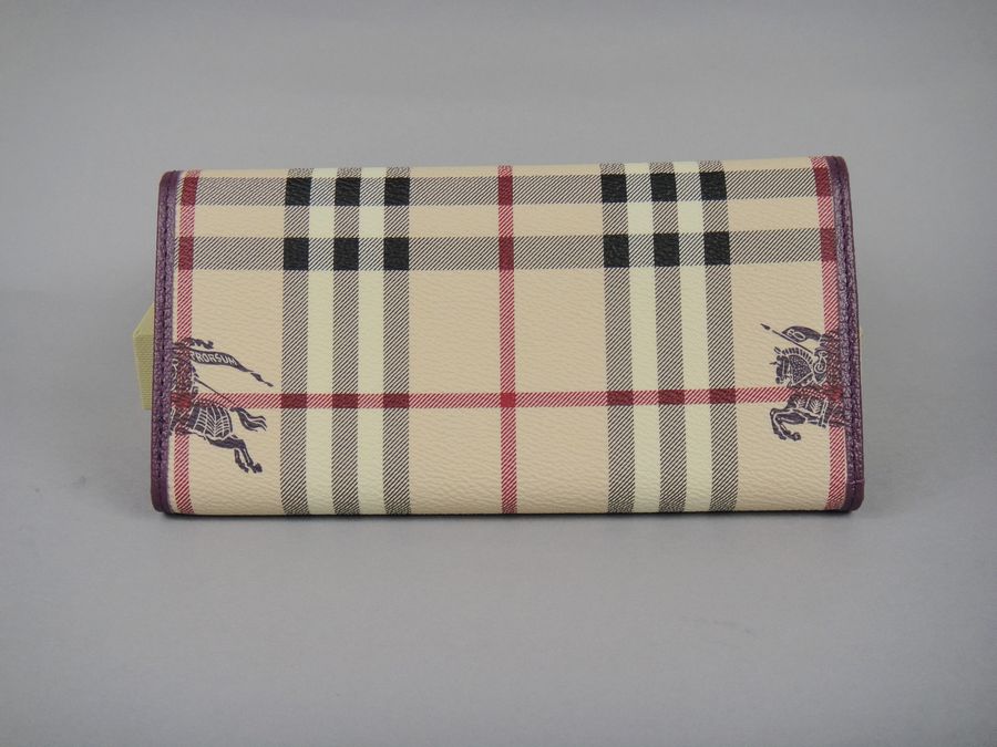 Burberry Grande Haymarket check Wallet 005