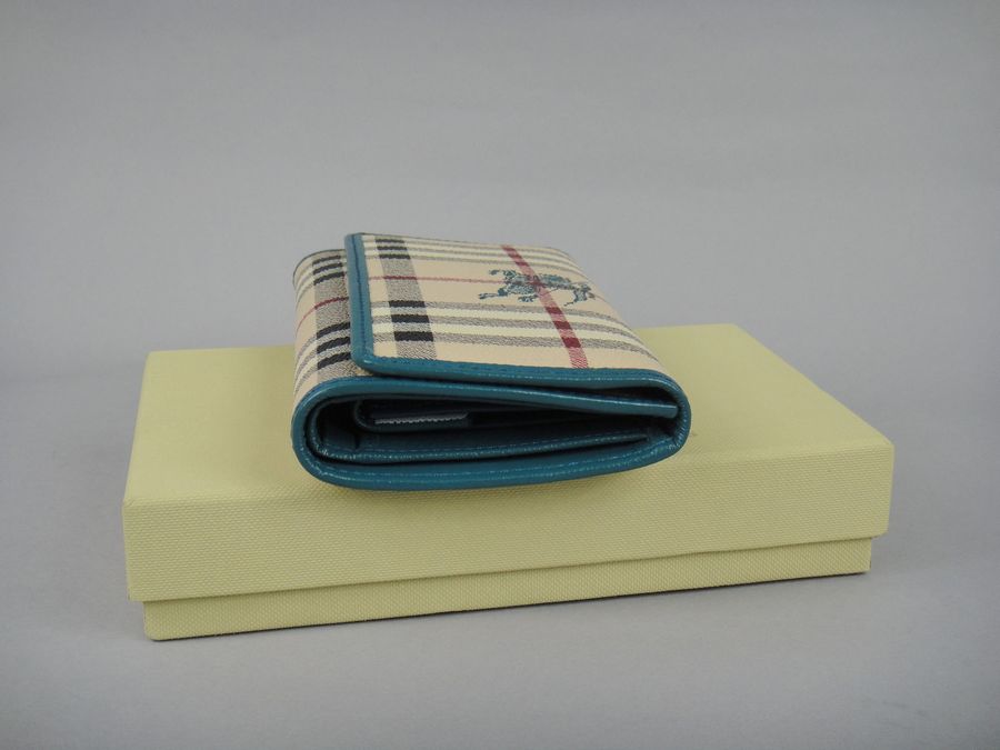 Burberry Grande Haymarket check Wallet 007