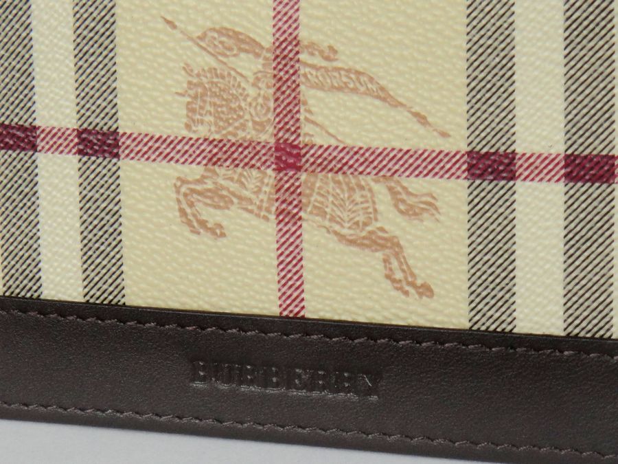 Burberry Piccolo Haymarket check Wallet 016