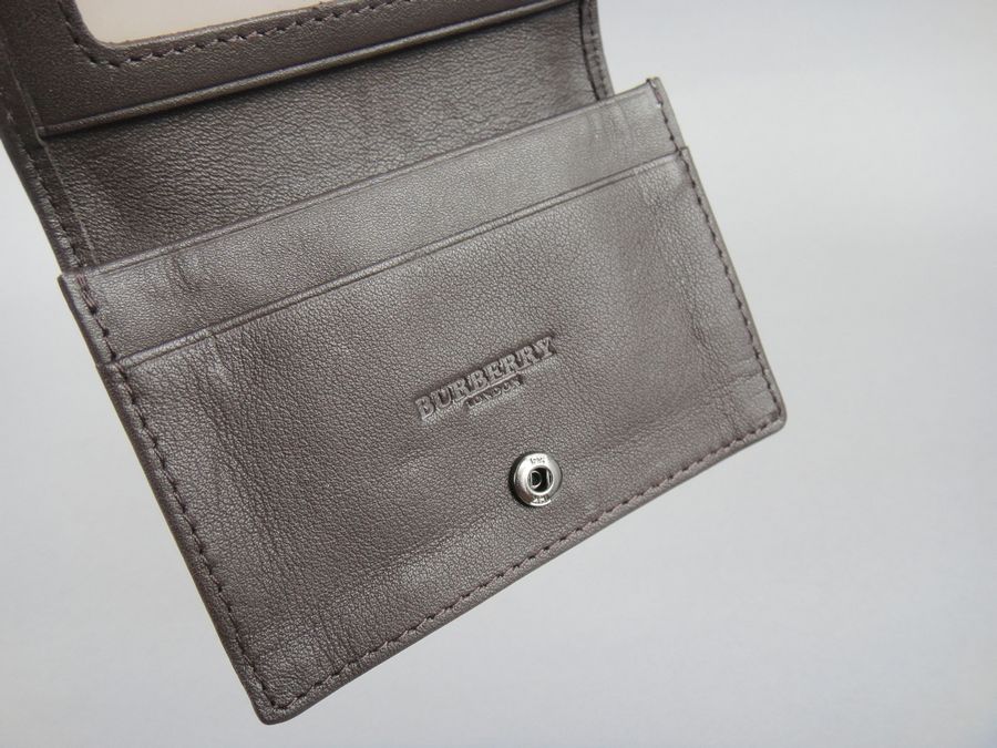 Burberry Piccolo Haymarket check Wallet 016