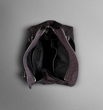 Burberry Nylon Heritage Buckle Borsa Tote 37641631