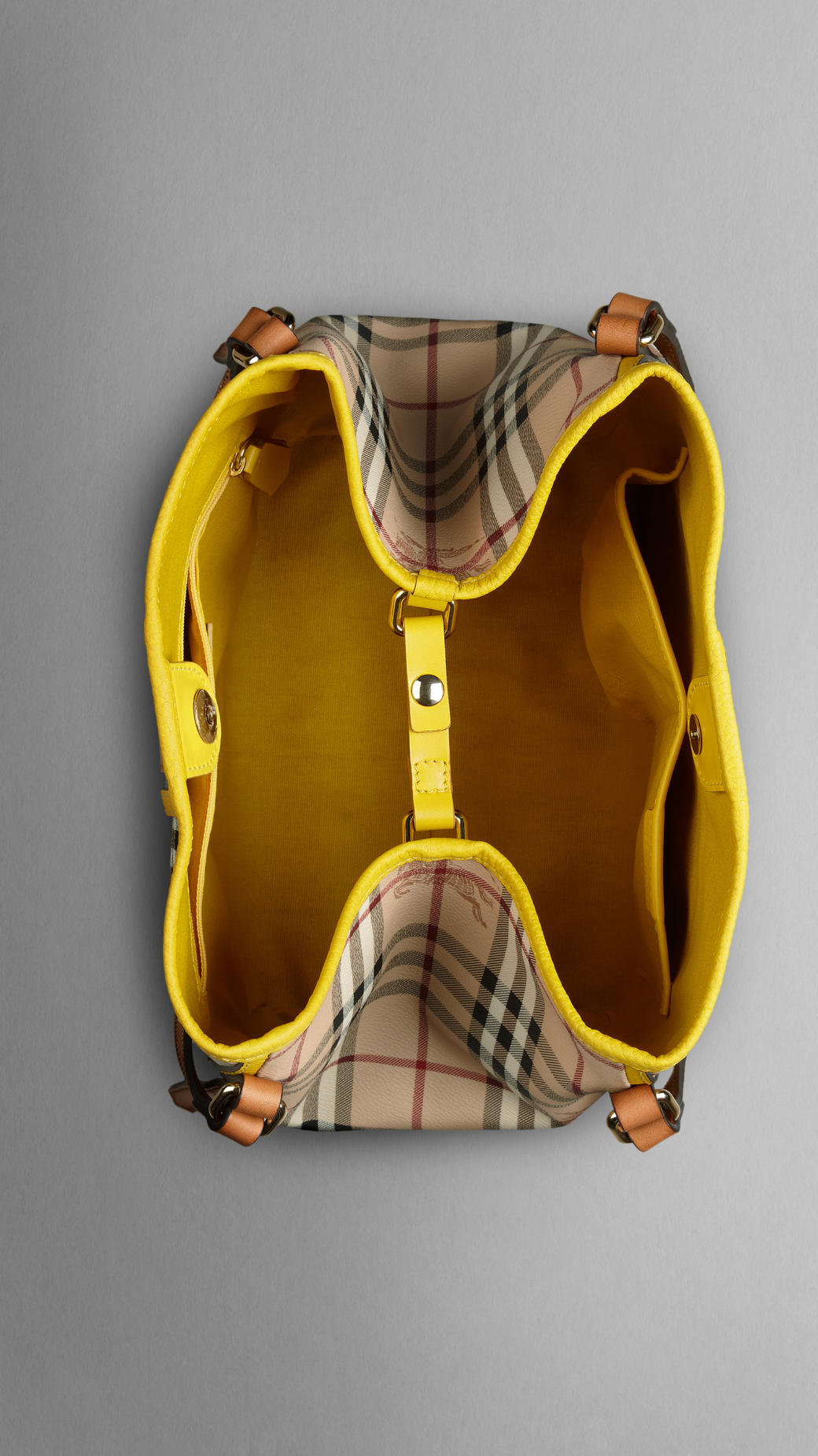 Burberry Piccolo Canvas Tote Check 38023521