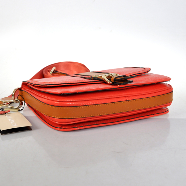 Burberry Pelle martellata Crossbody Borsa 37994011
