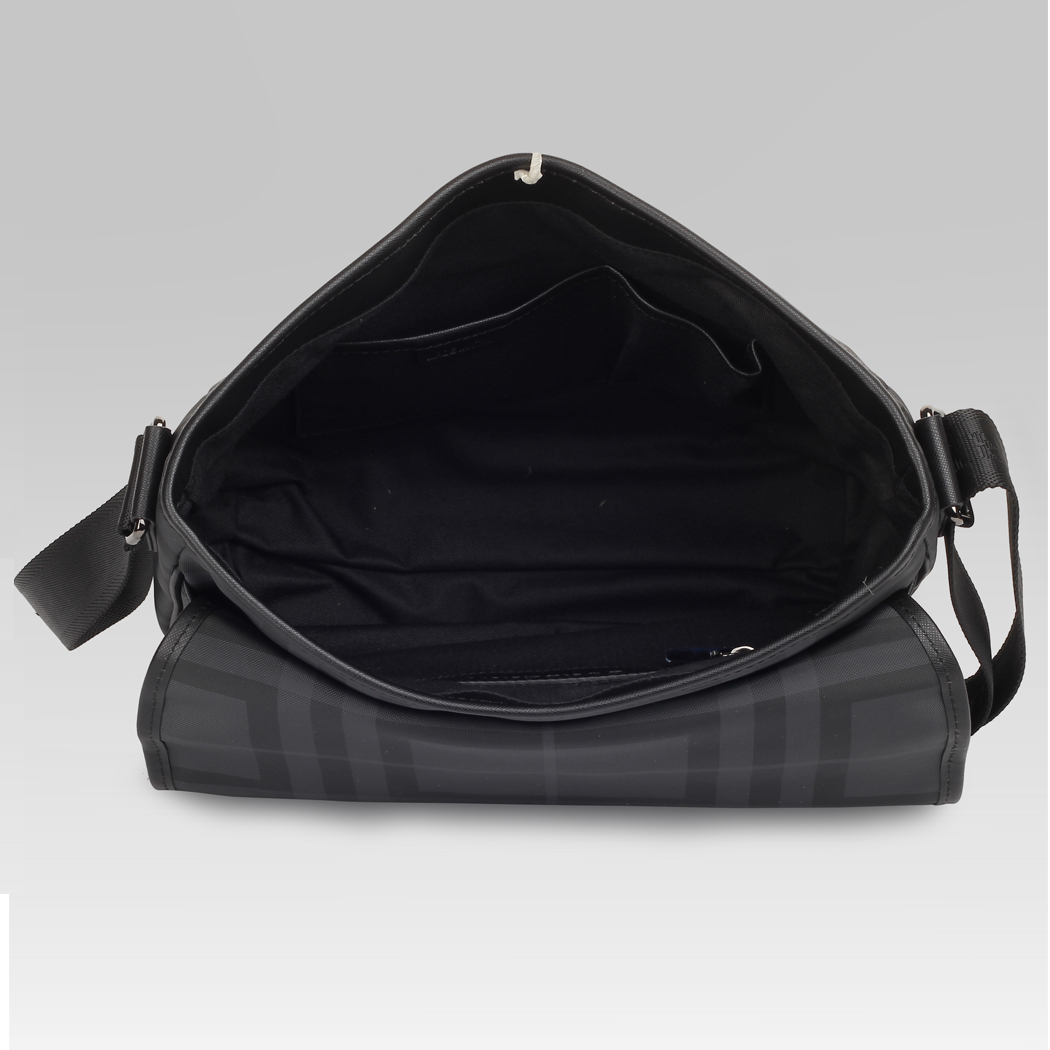 Burberry Batti Controllare Crossbody Borsa 38021992
